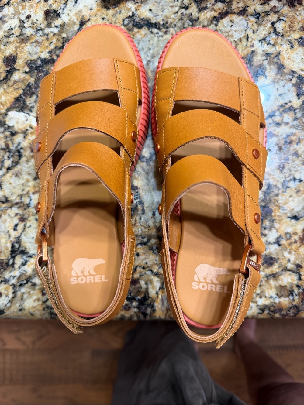 Sorel Women’s Leather Platform Sandals Size 7.5 NWOT
